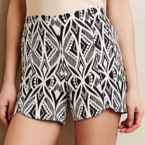ANTHROPOLOGIE Cartonnier Gray Scalloped Hem Printed Shorts